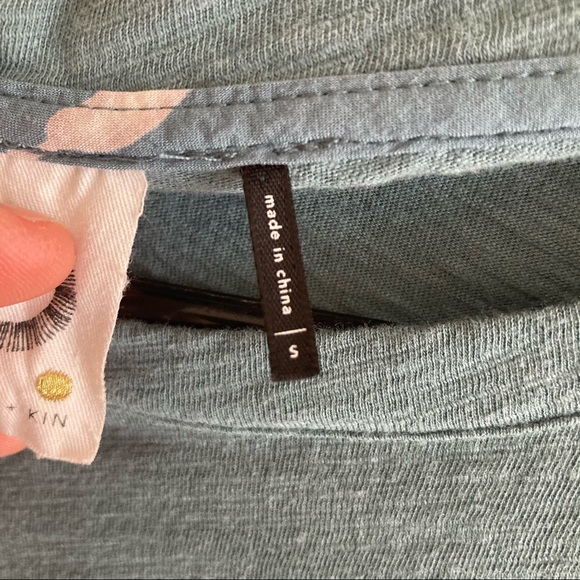 Anthropologie Akemi & Kin Oversized Tee - Picture 7 of 14